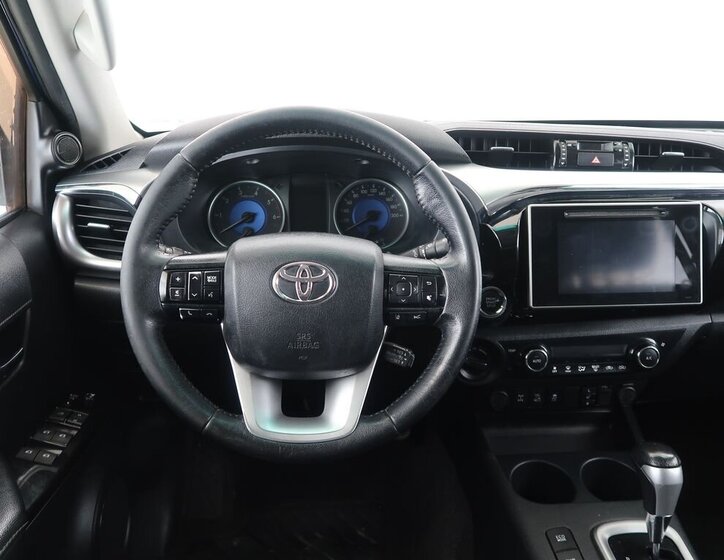 Toyota Hilux Pick-up 2,4 l 110 kw