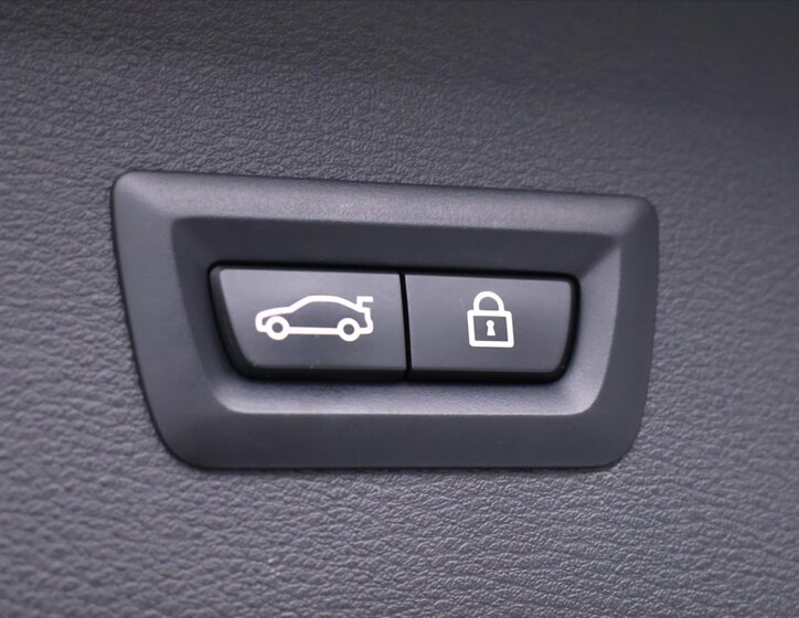 BMW X1 SUV 2,0 l 131 kw