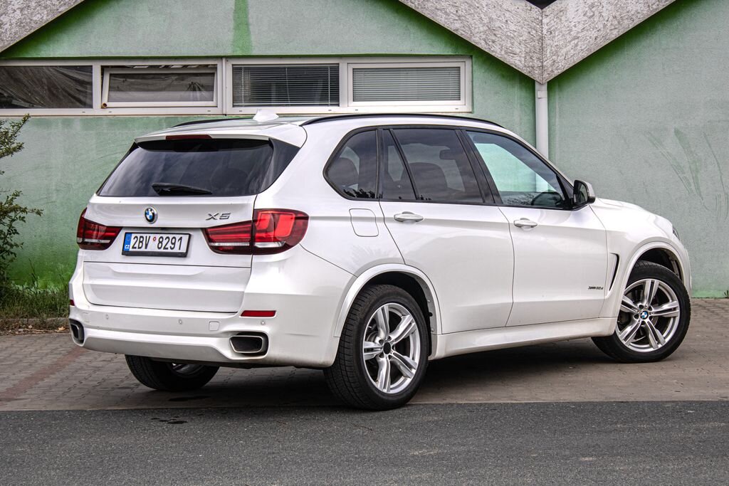 BMW X5 SUV / Terénní 3,0 l 190 kw