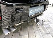 Land Rover Defender 25