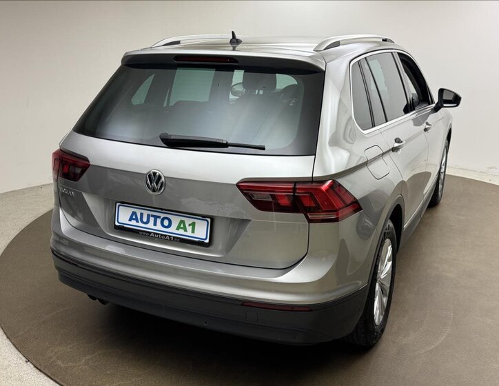 Volkswagen Tiguan SUV 1,5 l 110 kw