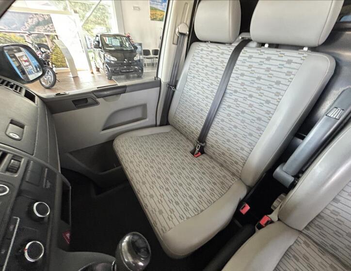 Volkswagen Transporter 19