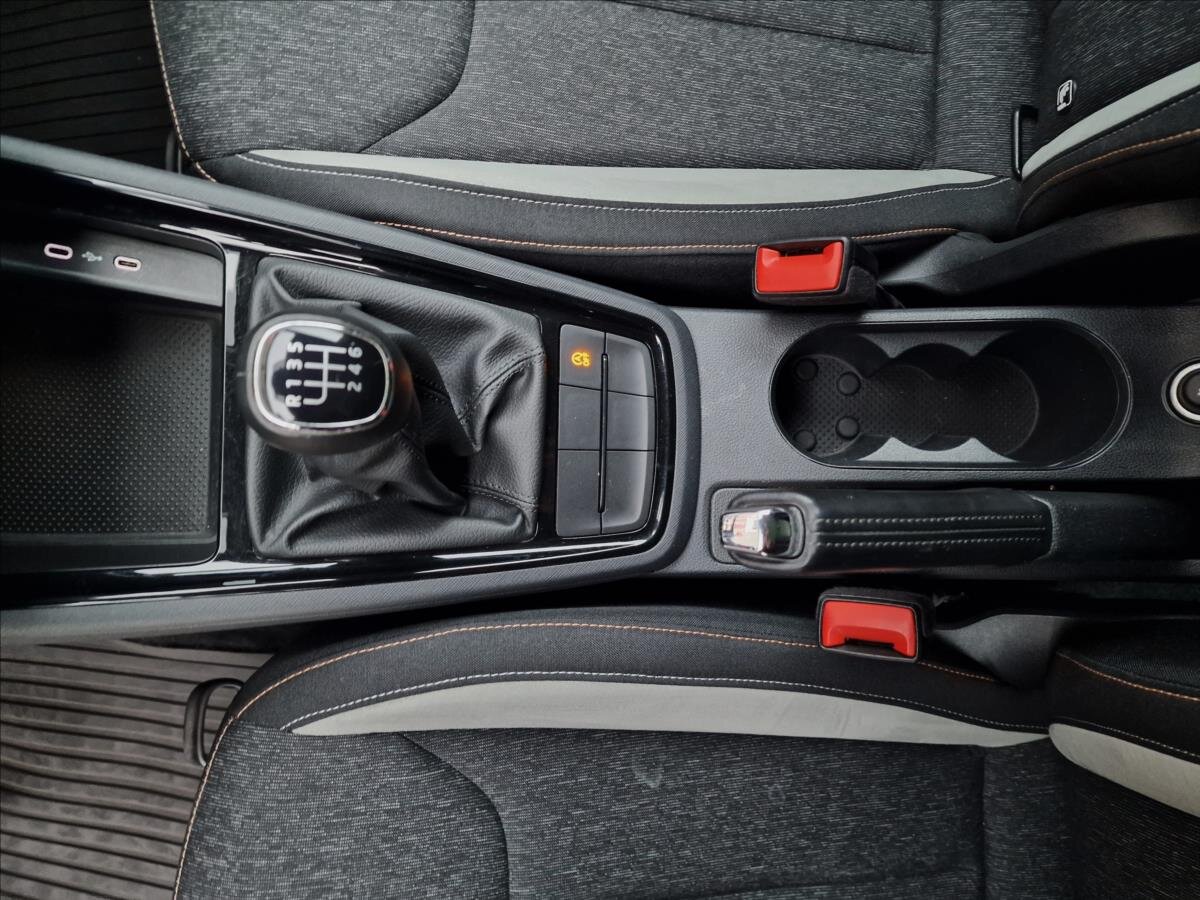 Škoda Scala Hatchback 999,0 81 kw