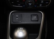 Jeep Compass SUV / Terénní 1,4 l 103 kw