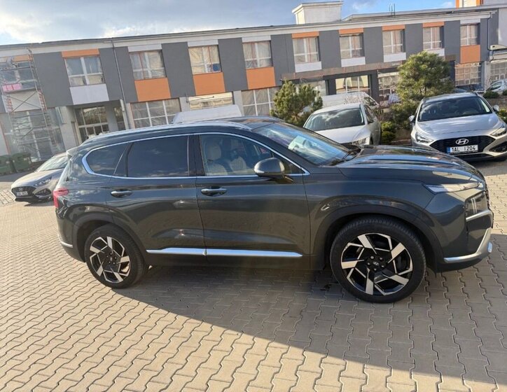 Hyundai Santa Fe SUV / Terénní 2,2 l 148 kw