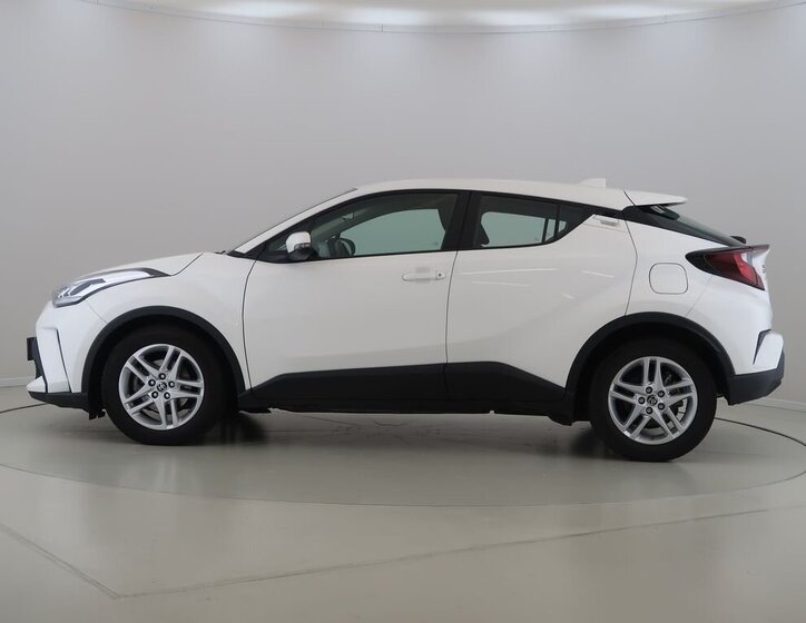 Toyota C-HR 8