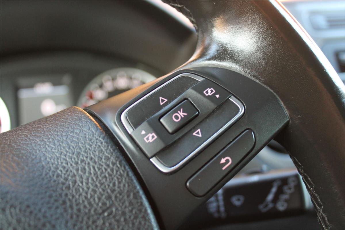 Volkswagen Tiguan SUV / Terénní 1,4 l 90 kw