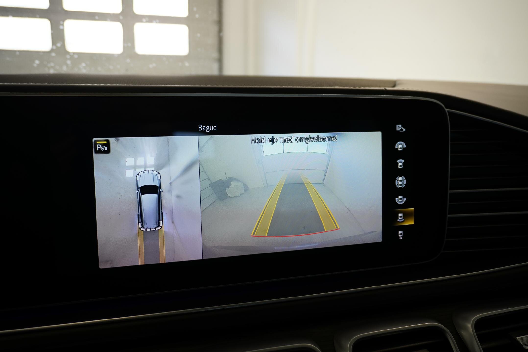 Mercedes-Benz GLS SUV / Terénní 4,0 l 450 kw