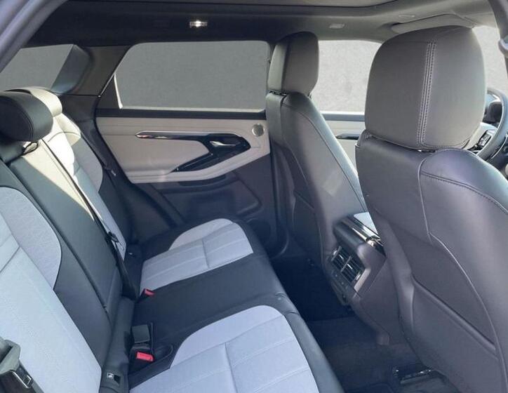 Land Rover Range Rover Evoque 11