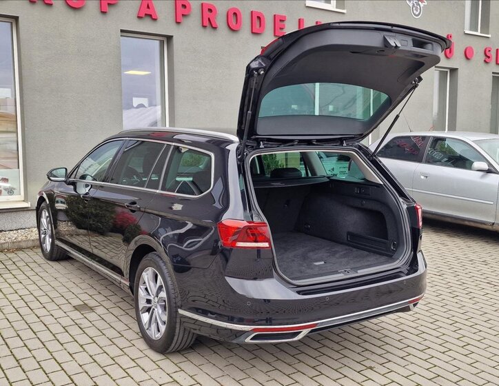 Volkswagen Passat Kombi 2,0 l 110 kw