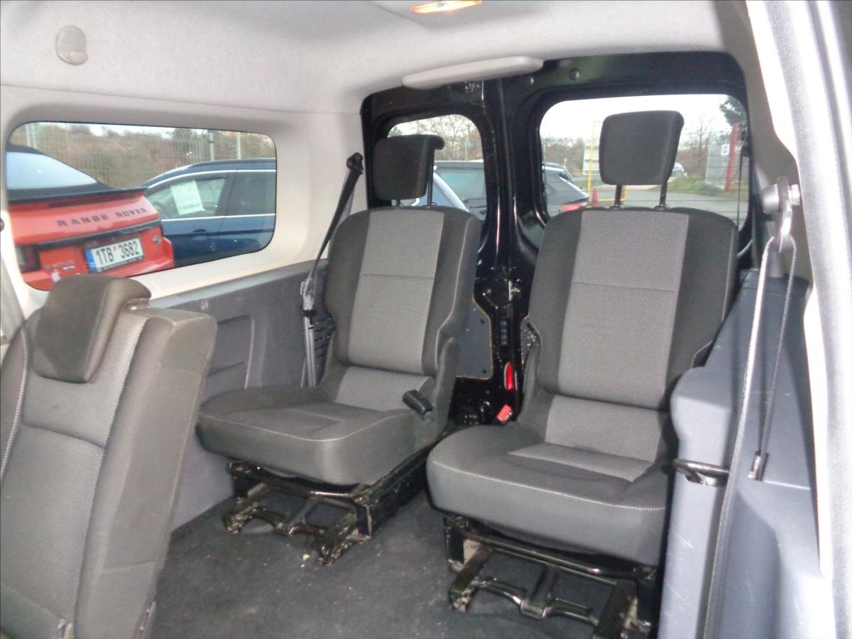 Renault Kangoo Kombi 1,5 l 66 kw