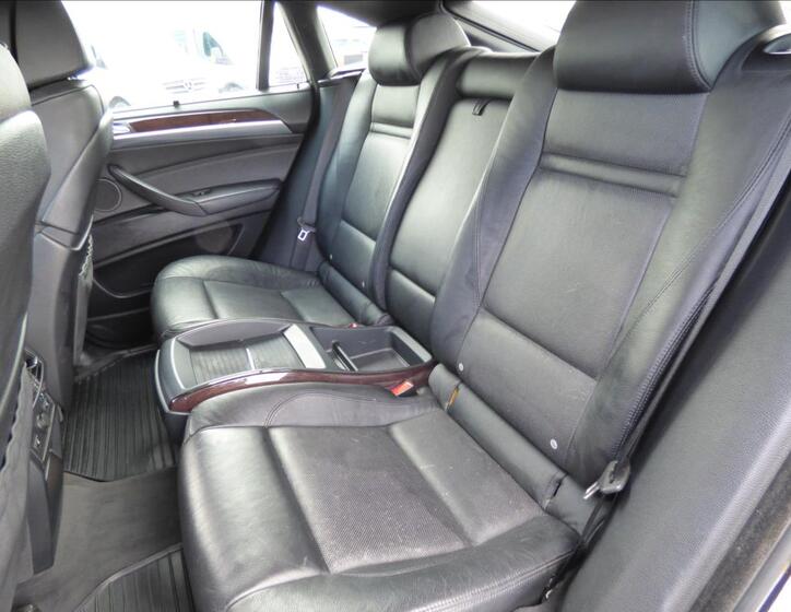 BMW X6 50