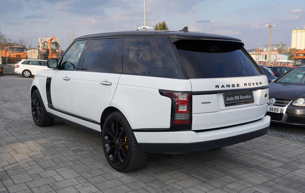 Land Rover Range Rover SUV / Terénní 4,4 l 250 kw