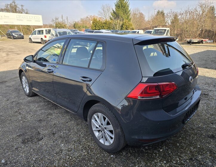 Volkswagen Golf Hatchback 1,2 l 63 kw