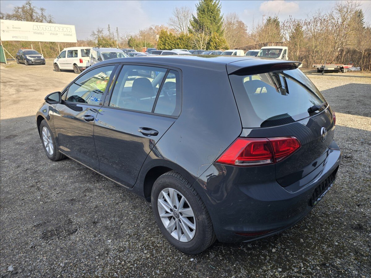 Volkswagen Golf Hatchback 1,2 l 63 kw