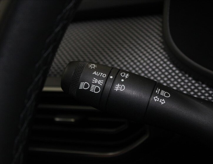 Dacia Sandero Hatchback 999,0 49 kw