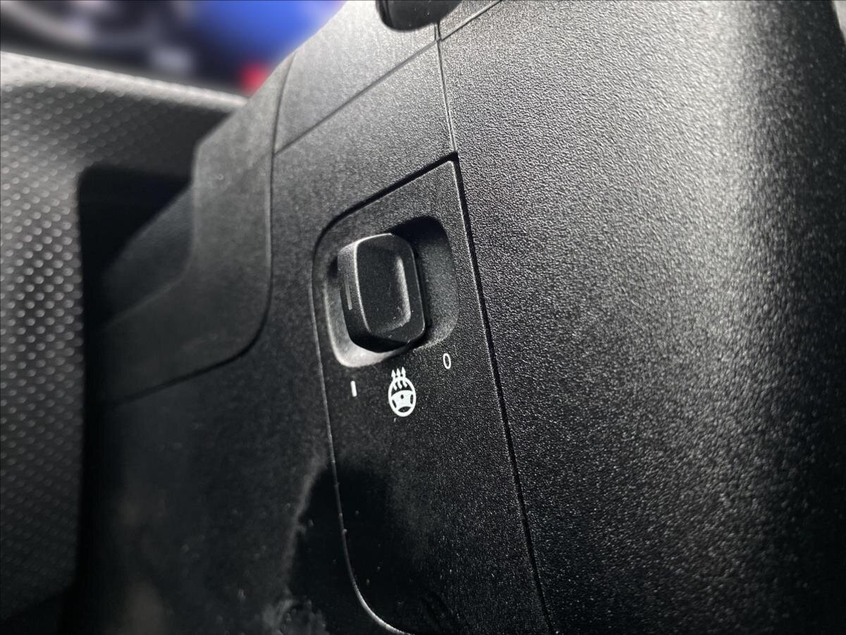 Mercedes-Benz Třídy A Sedan 1,3 l 100 kw