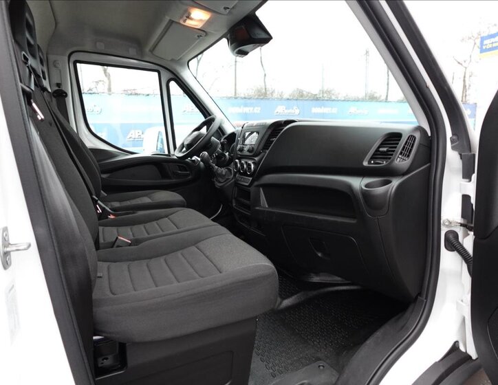 Iveco Daily Skříň 2,3 l 115 kw