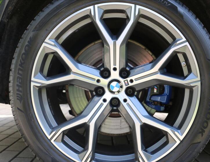 BMW X5 21