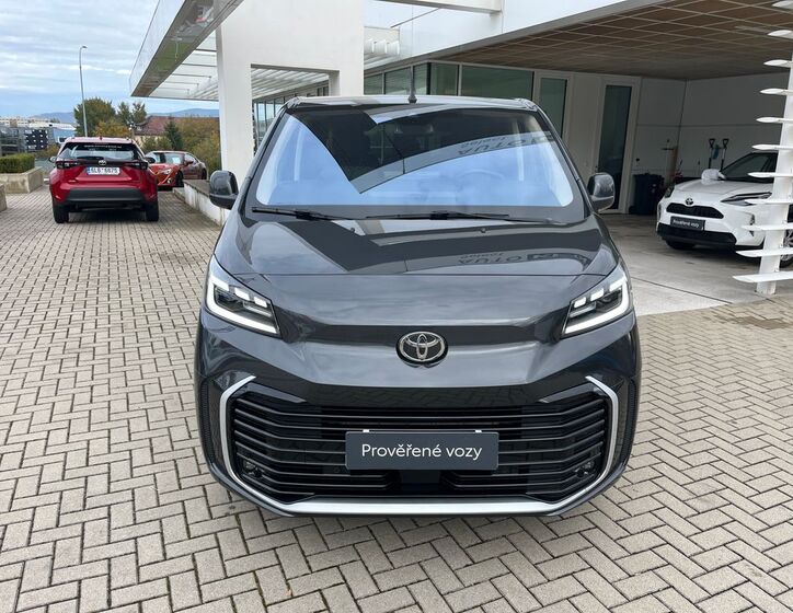 Toyota ProAce Verso 9