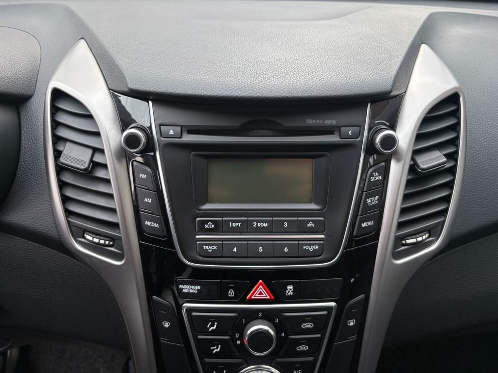 Hyundai i30 Hatchback 1,4 l 73 kw