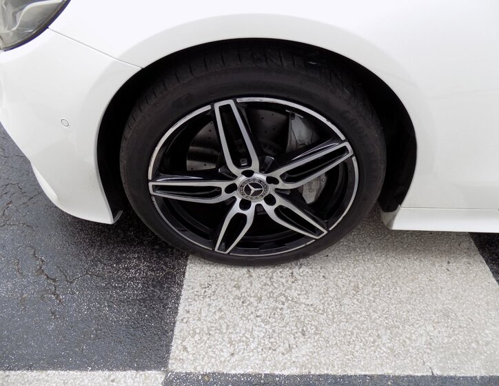 Mercedes-Benz Třídy E 47