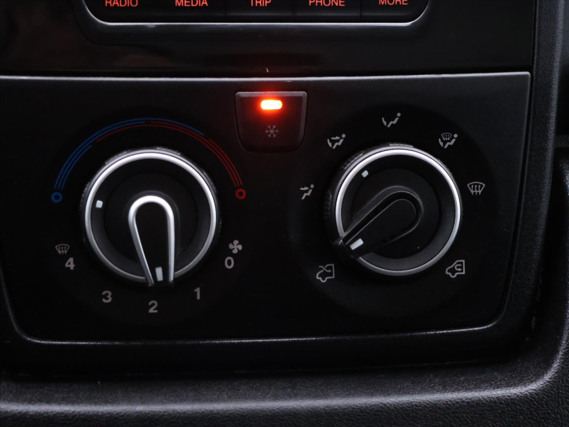 Peugeot Boxer Skříň 2,2 l 121 kw