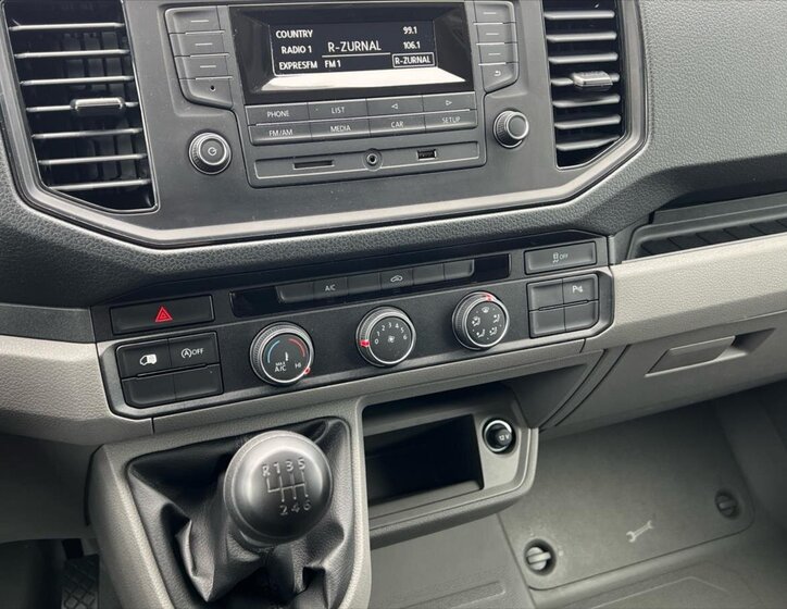 Volkswagen Crafter Skříň 2,0 l 75 kw