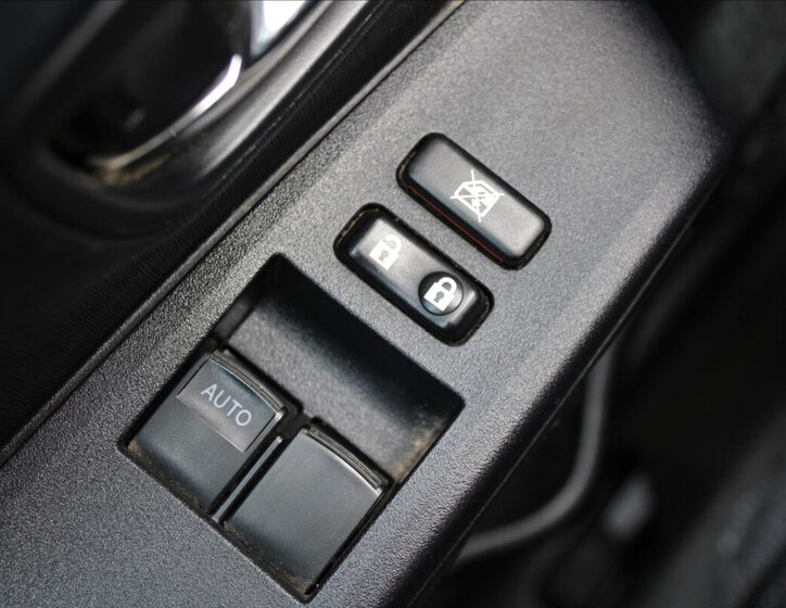 Toyota Yaris Hatchback 998,0 51 kw