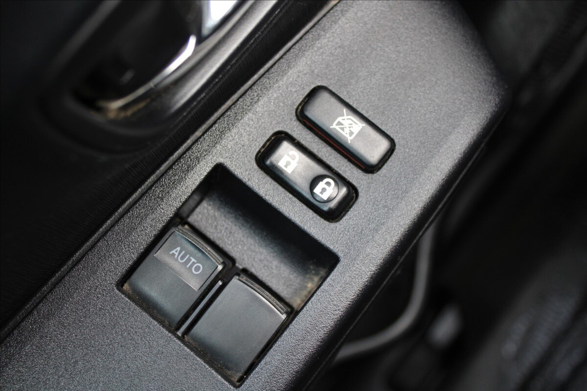 Toyota Yaris Hatchback 998,0 51 kw