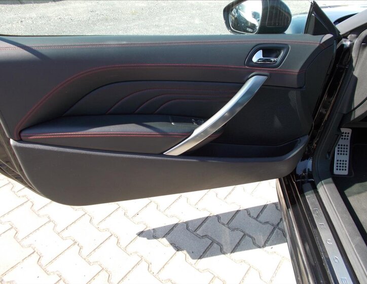 Peugeot RCZ Kupé 1,6 l 147 kw