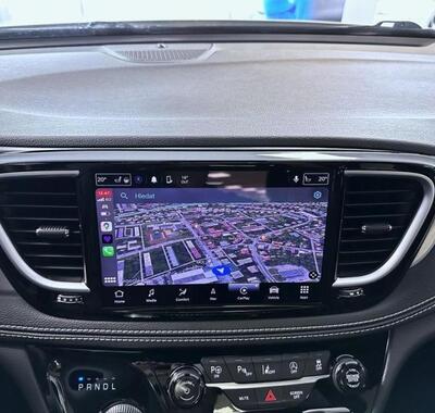 Chrysler Pacifica 18