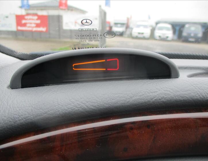 Mercedes-Benz CLK 21