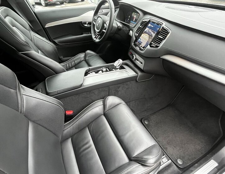 Volvo XC90 SUV 2,0 l 173 kw