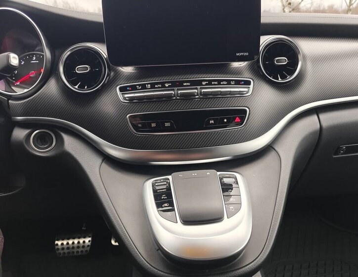 Mercedes-Benz Třídy V 13