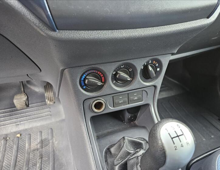Ford Transit Connect 15