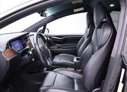 Tesla Model X 13