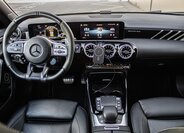 Mercedes-Benz CLA Kombi 2,0 l 321 kw