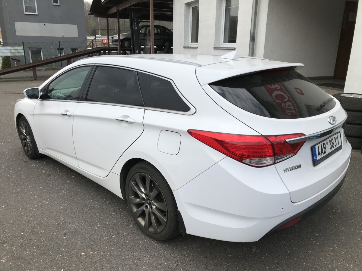 Hyundai i40 Kombi 1,7 l 100 kw