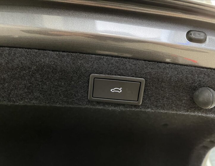 Škoda Octavia Liftback 2,0 l 85 kw