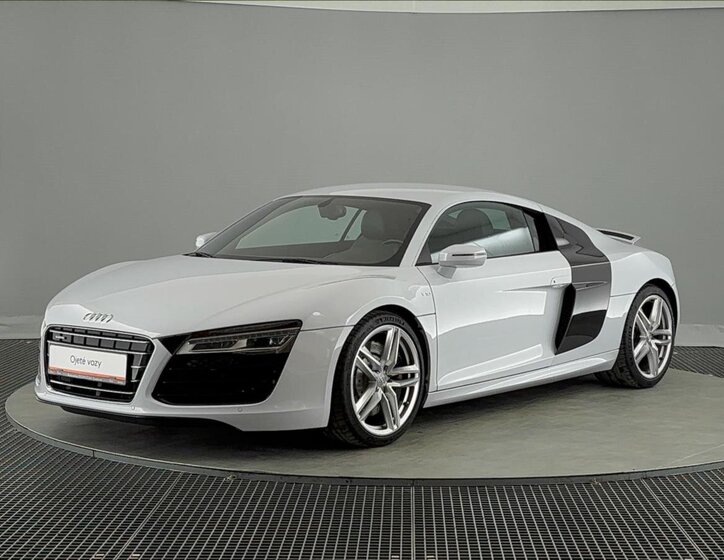 Audi R8 Kupé 5,2 l 386 kw