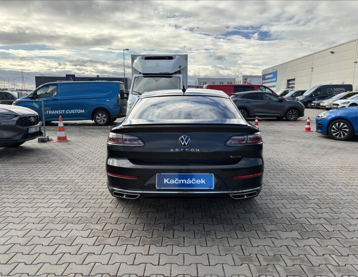 Volkswagen Arteon Liftback 2,0 l 206 kw
