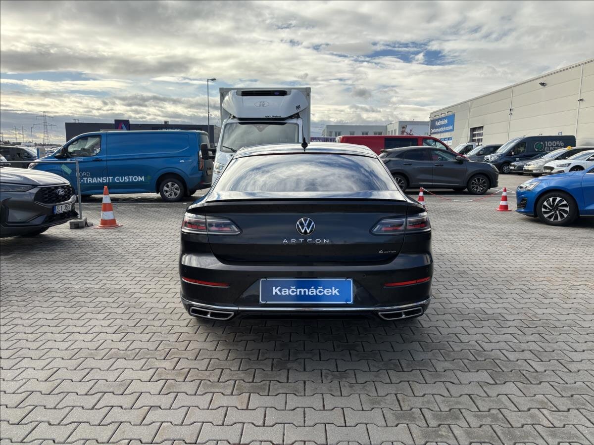 Volkswagen Arteon Liftback 2,0 l 206 kw
