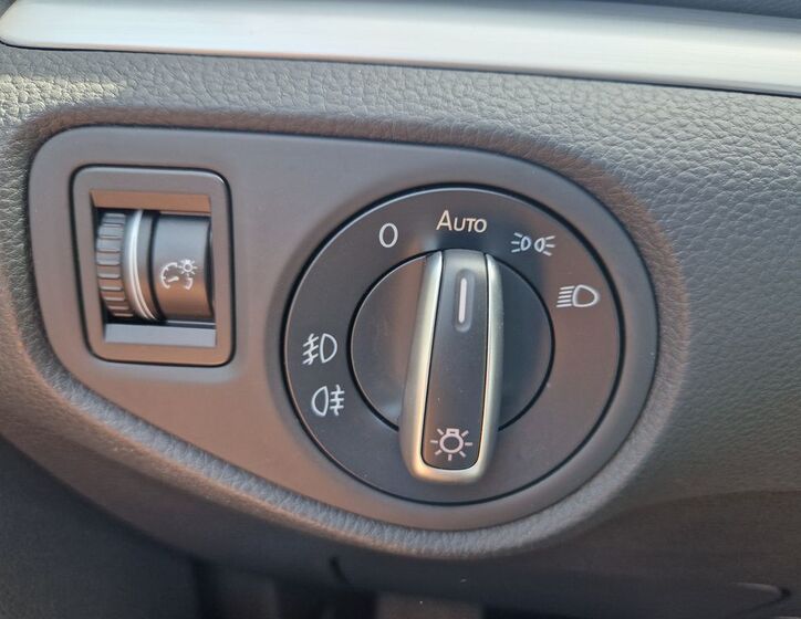 Volkswagen Sharan MPV 2,0 l 110 kw