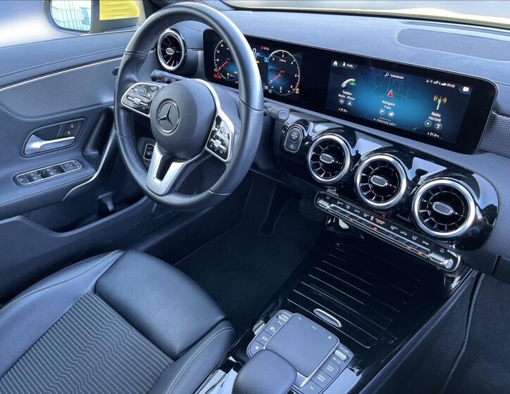 Mercedes-Benz CLA 18