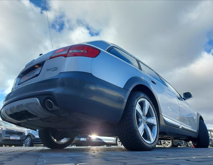Audi A6 Allroad Kombi 3,0 l 176 kw