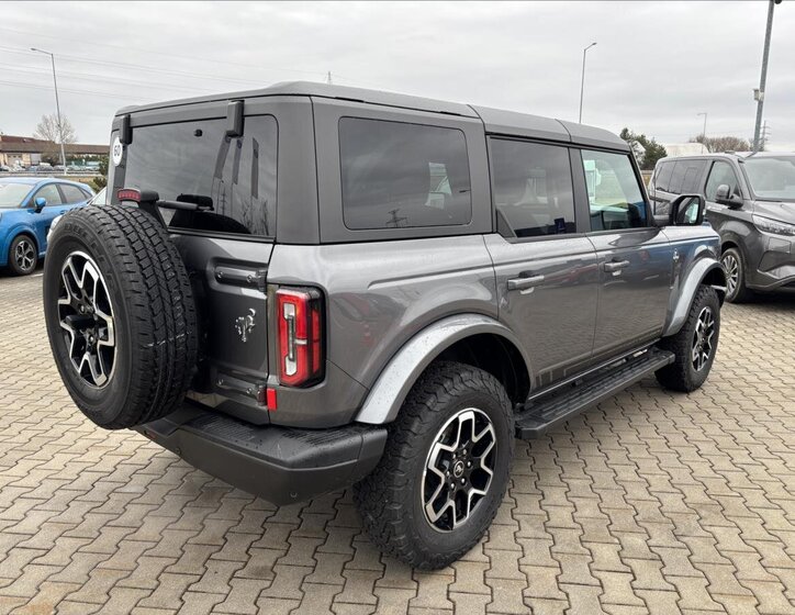 Ford Bronco Ostatní 2,7 l 246 kw