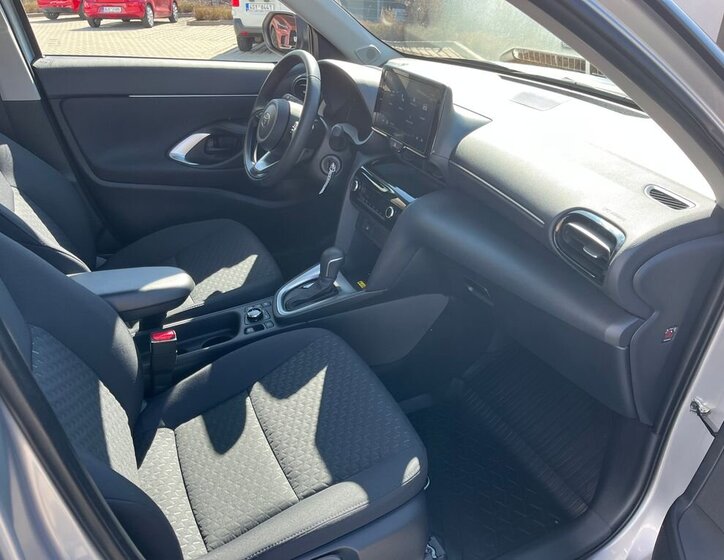 Toyota Yaris Cross SUV / Terénní 1,5 l 68 kw