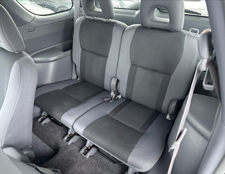 Toyota RAV4 SUV / Terénní 2,0 l 110 kw