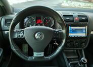 Volkswagen Golf 16
